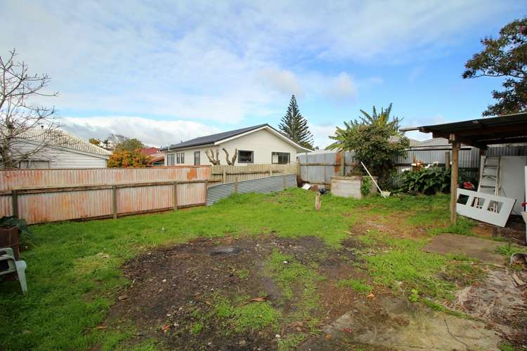 1/6 Wayne Drive Mangere_8