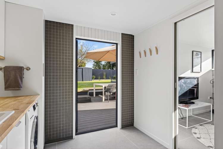 20 Root Street Gisborne_17