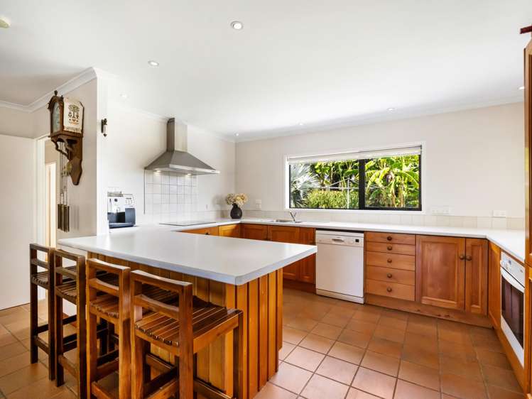 8 Pine Ridge Lane Aongatete_13
