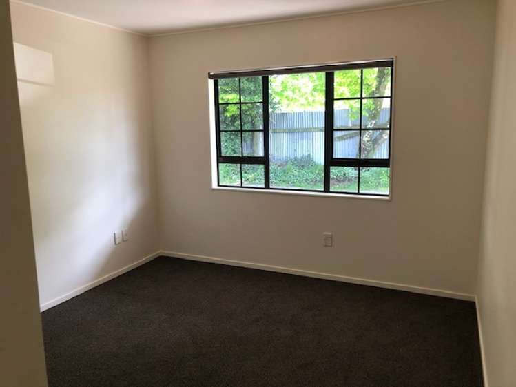 7A Clifton Avenue 10114_5