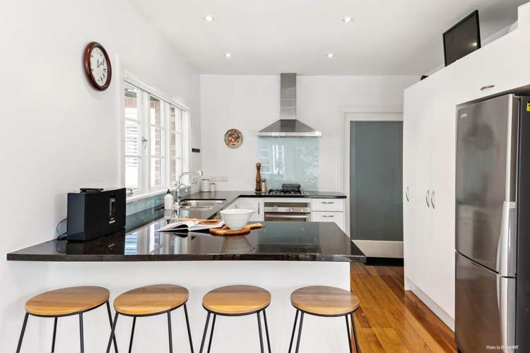 28 Aroha Avenue Sandringham_11