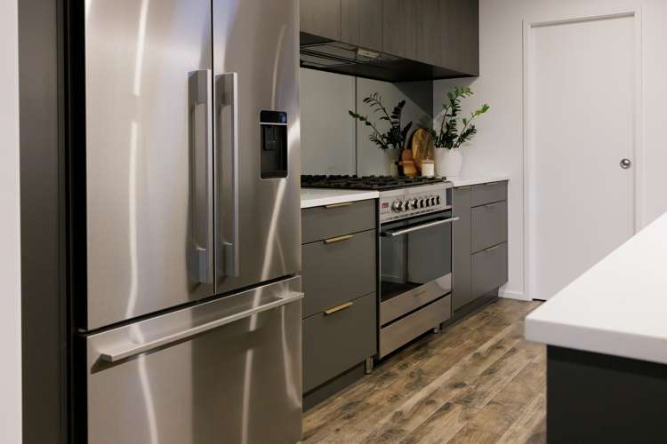 21 Kahuparere Crescent Pyes Pa_5