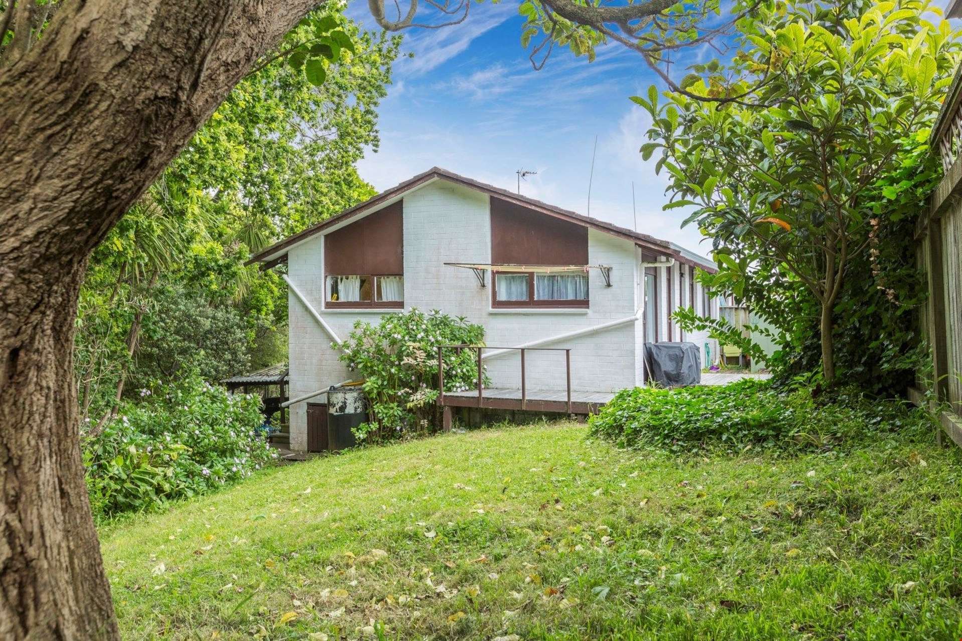 2/61a Boyce Avenue Mount Roskill_0