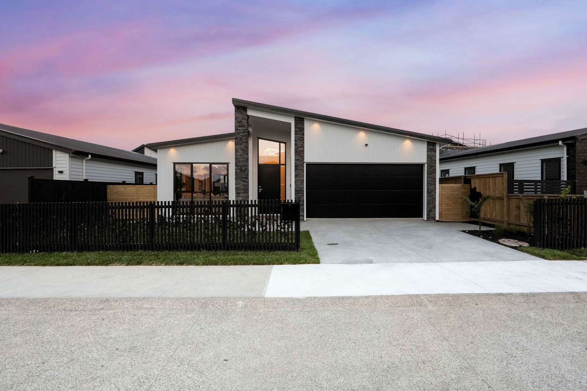 30 Tipu Crescent Wainui_0