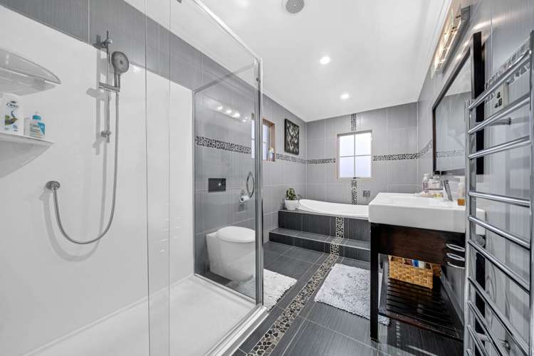 6 Dione Place Flat Bush_22
