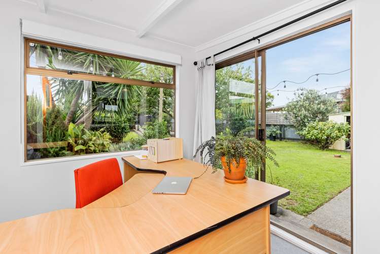 3 Dockery Avenue Onekawa_11