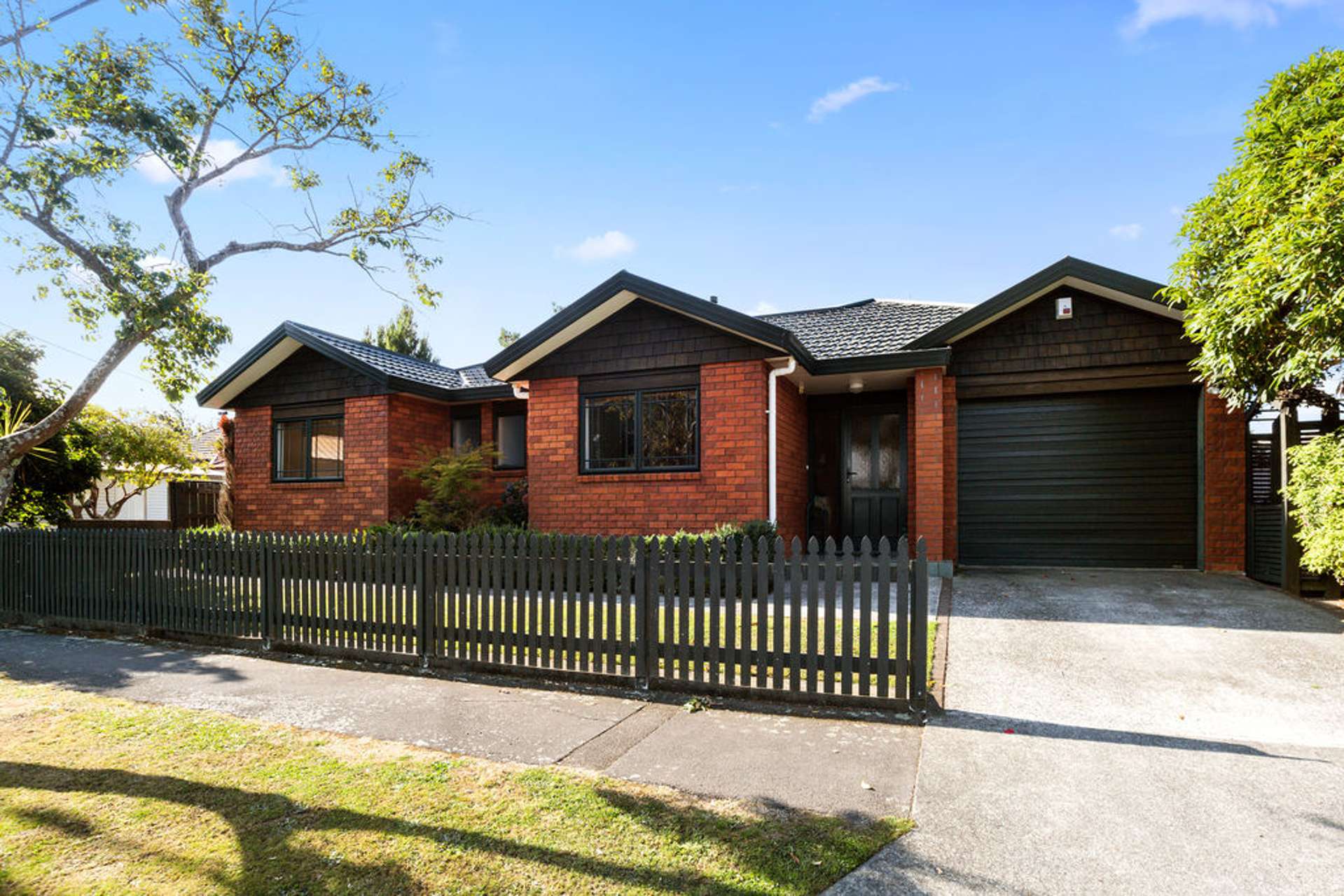 21 Roberts Saint Epuni Epuni_0