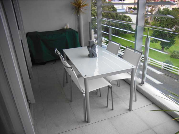 2b/14 Exmouth Street Eden Terrace_13