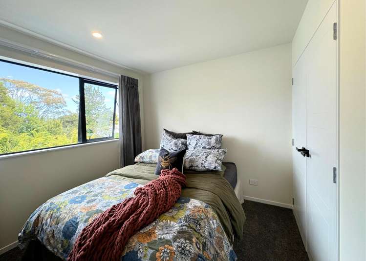 10 Mahinga Place Massey_12