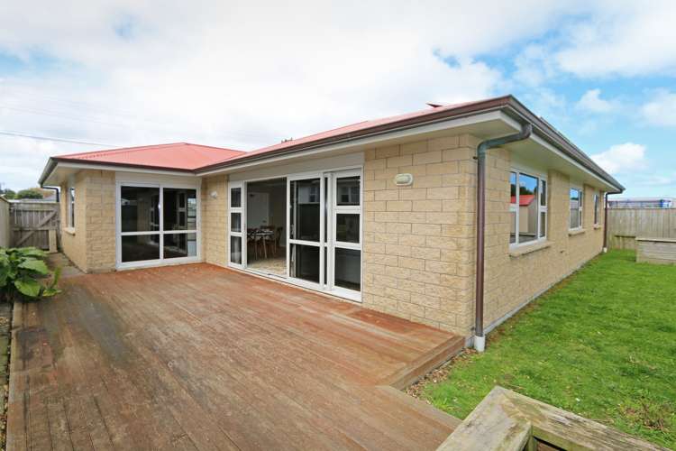 32 Ihaia Road Opunake_18