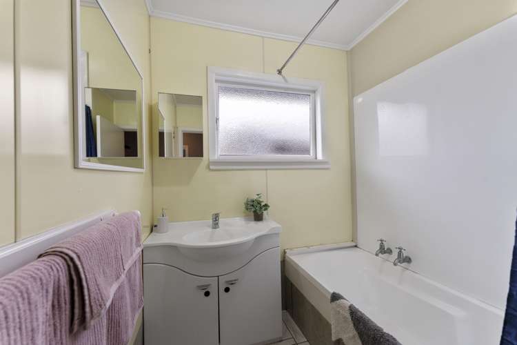 2 Reginald Street Burwood_10