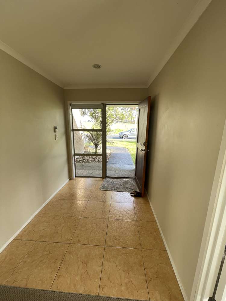 65 Pyle Road West One Tree Point_13