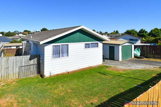 2/20 Silver Creek Road Manurewa_1