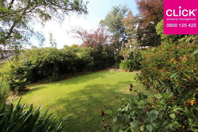 11 Hazel Avenue Caversham_16