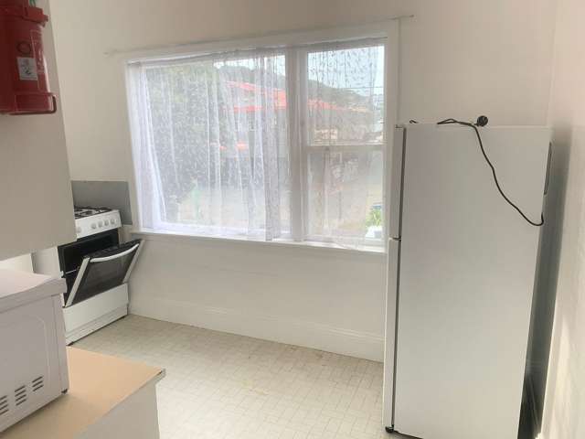 2/33 Constable Street Newtown_4