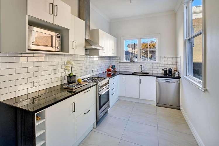 113 Austin Street Mount Victoria_2