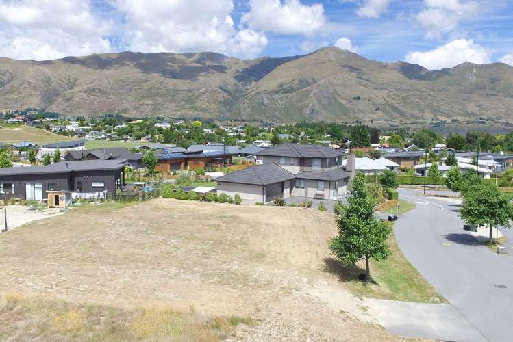 4 Hoheria Rise Wanaka_1