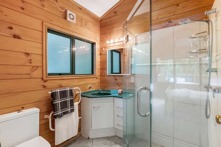 31 Reynolds Place Torbay_9