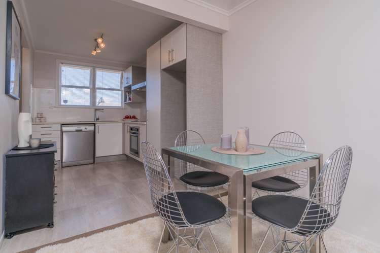 2/15 Mays Road Onehunga_5