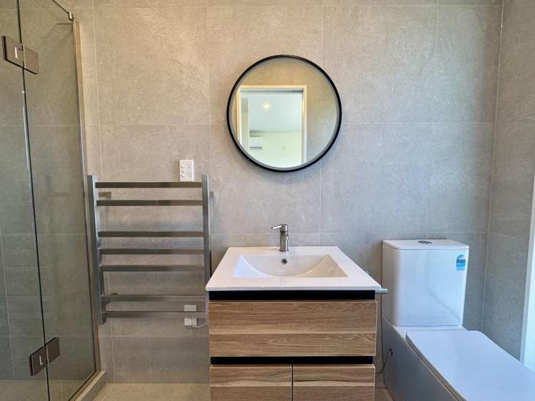 202e Henwood Road Westgate_11