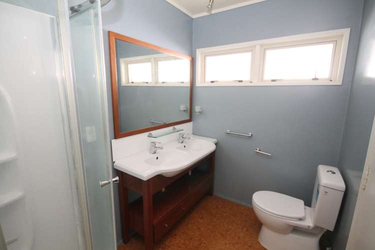 3 James Place Opaheke_14