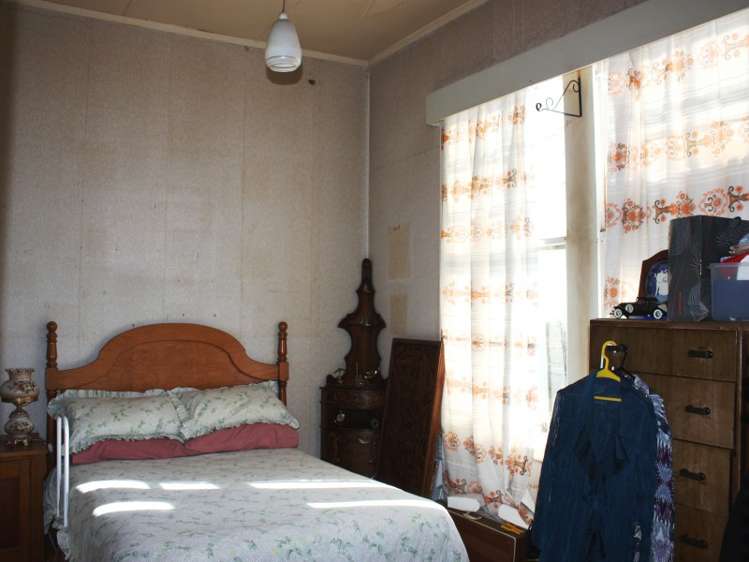 8 Old Coach Road Kaitangata_13