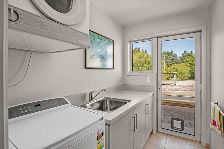 16 Aronui Road Alexandra_11