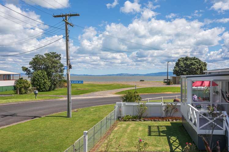 18 Tatahi Street Te Puru_14