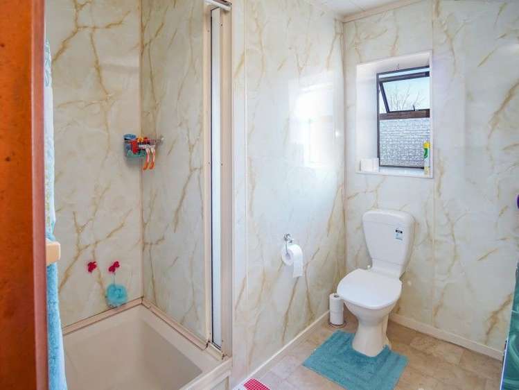 2/69 Beach Road Tahunanui_15