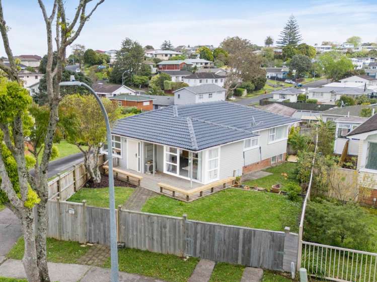 1/15 Manapouri Place Pakuranga Heights_2