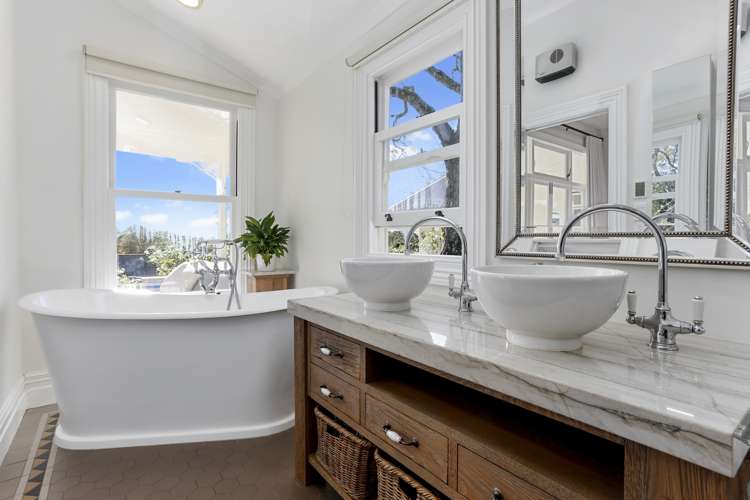 291 North Road Clevedon_10