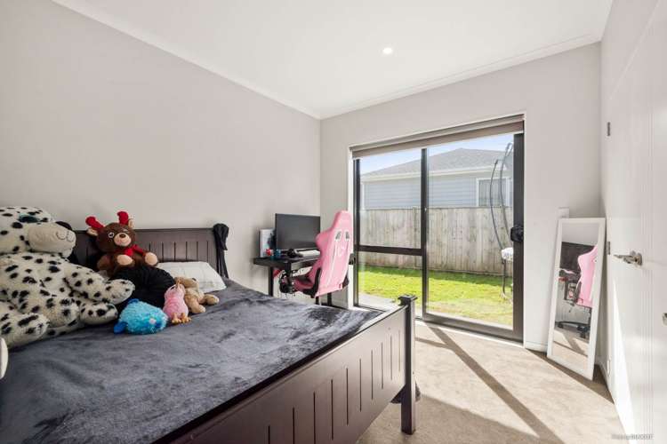 139 Colonial Drive Silverdale_15