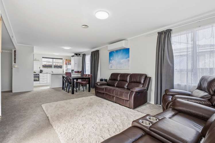 2 Benton Place Manurewa_9
