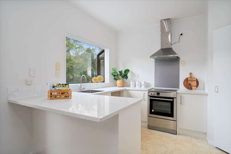 2/57 Moore Street Hillcrest_8