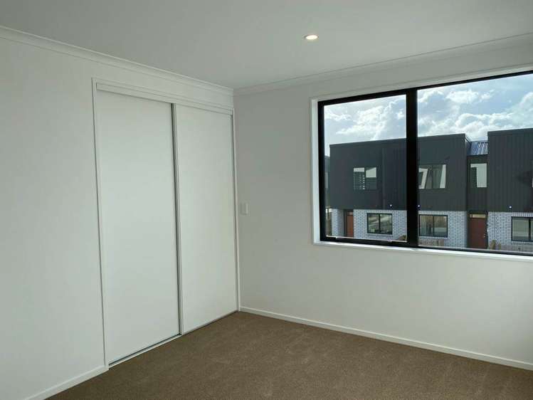6 Manahi Lane Panmure_9