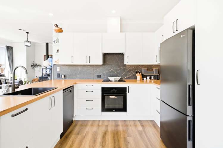 160 Bay View Road South Dunedin_6