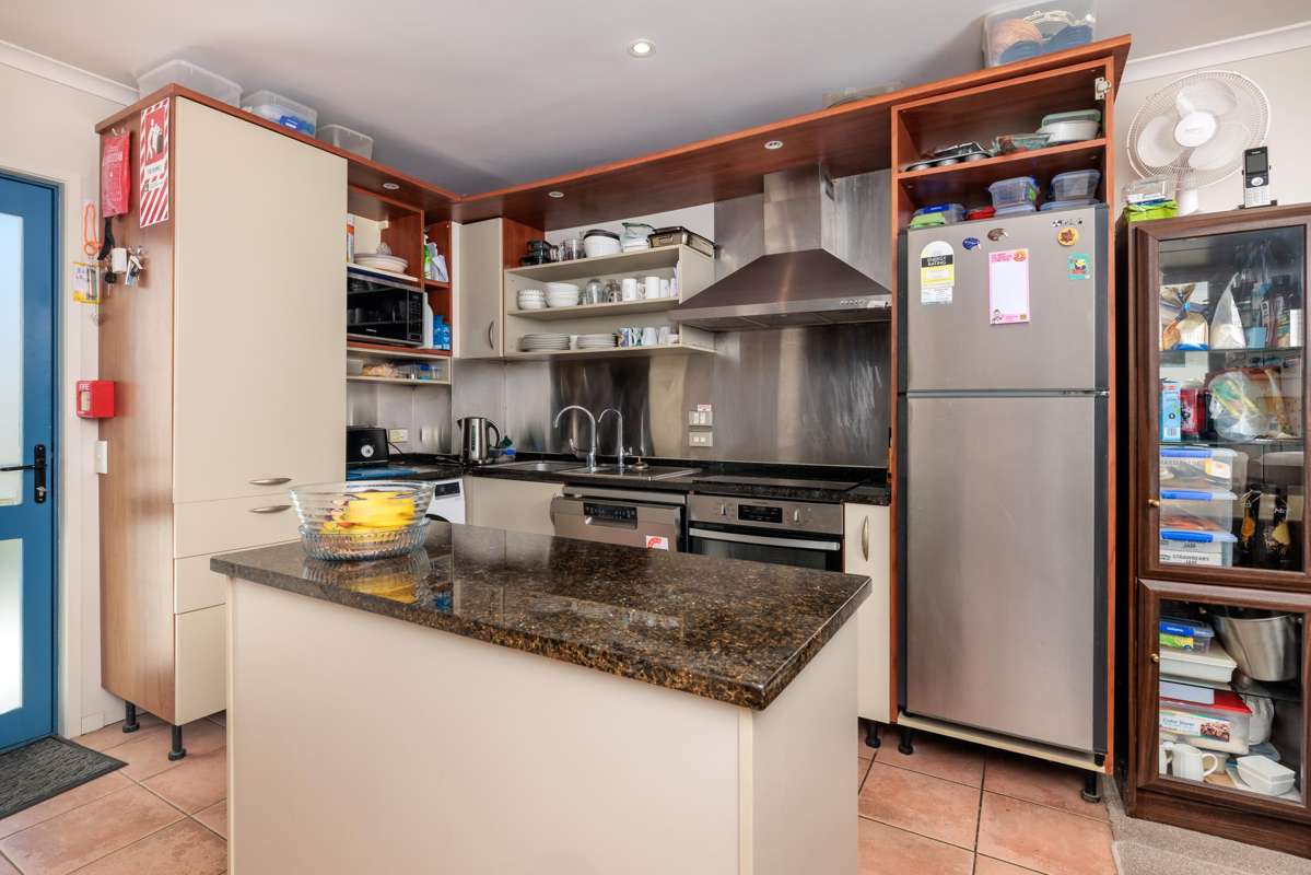 11/166 Marsden Road_4