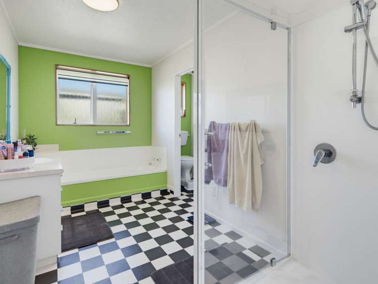 27 Karina Crescent Redwoodtown_15