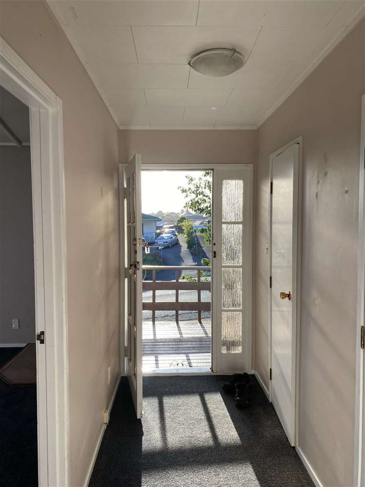 10 Everglade Drive Goodwood Heights_8