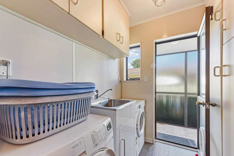 8 Hobhouse Street Stoke_14