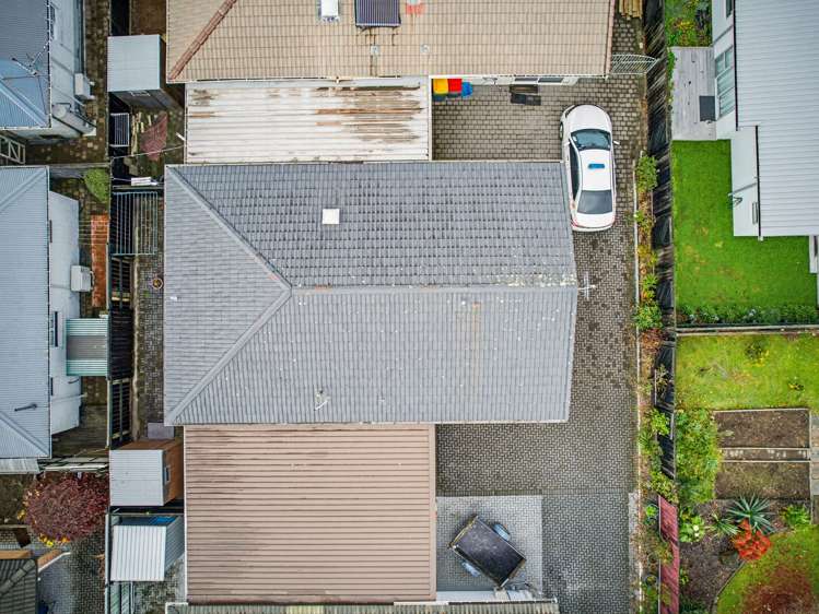 16B Grey Street Glenholme_21