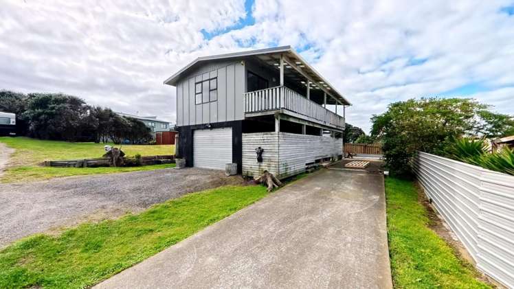 A/10 Pingao Place Waitōtara_16