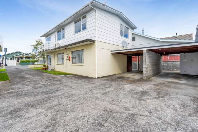 4 & 5/56 Tukapa Street Westown_15