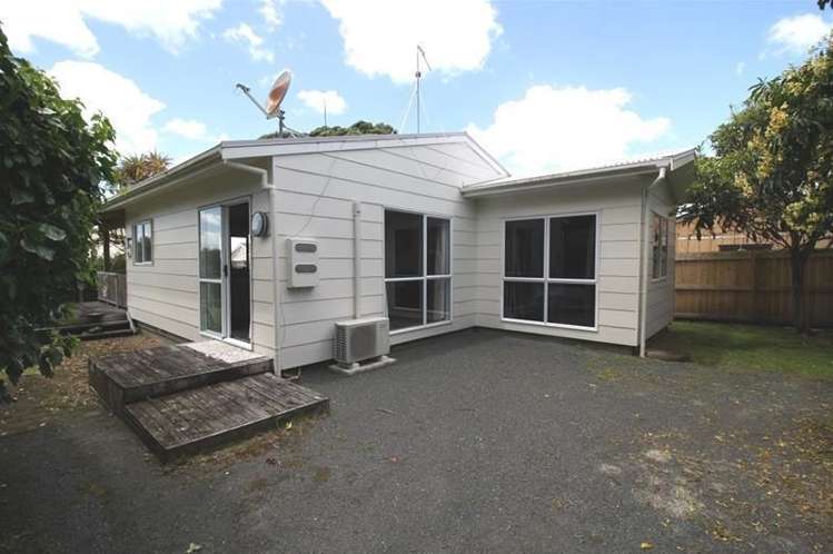 5 Fishermans Bend Whiritoa_1