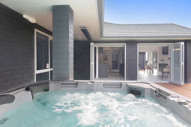 32 Stafford Rise Owhata_24