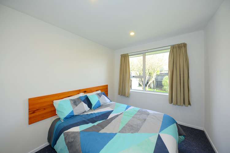 17 Petries Road Woodend_13