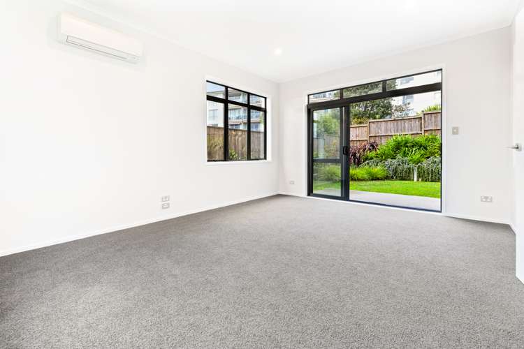 21 Couldrey Crescent Red Beach_15