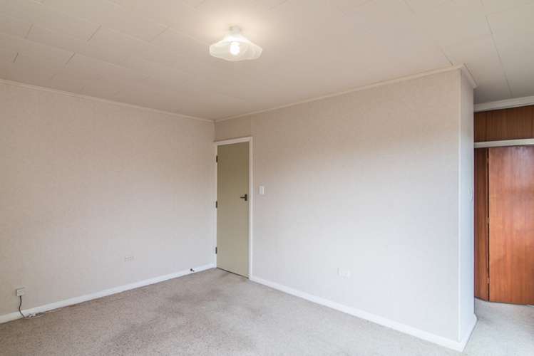 15 Knights Grove Otaki_26