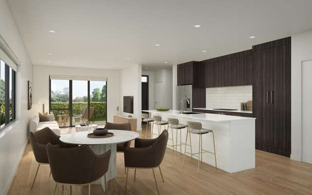 5-bedroom end terrace - new listing