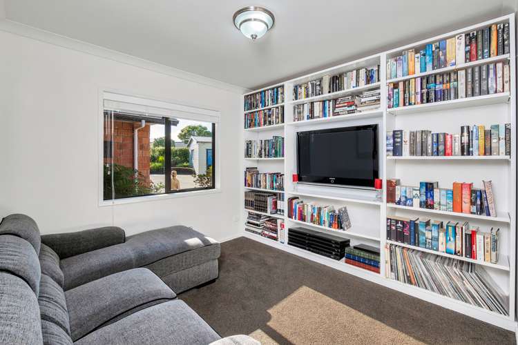 29 Awaroa Stream Drive Waiuku_9